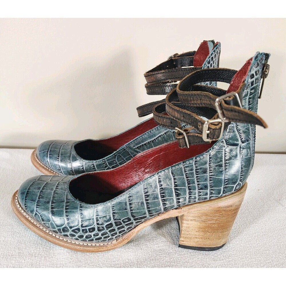 Freebird by Steven Womens Blue Randi Triple Strap Leather Pumps Sz 9 Block Heel - Picture 5 of 12